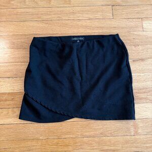 Kendall & Kylie Black Skirt (S)